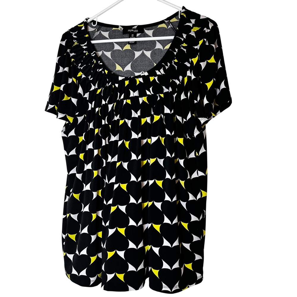 Style & Co Woman 2X Blouse Black White Chartreuse Heart Print Gathered Neck